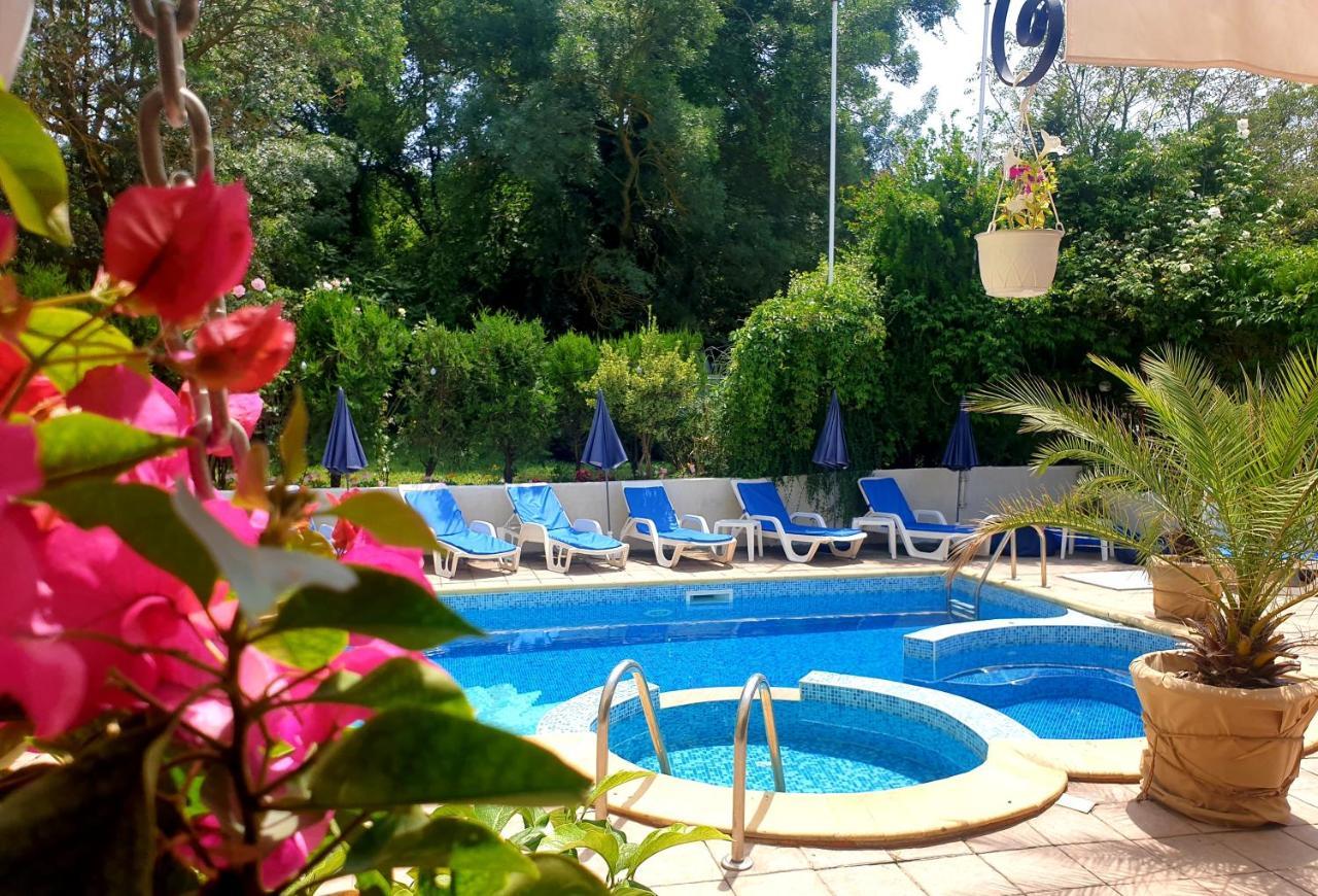Hotel Feniks Lozenets Εξωτερικό φωτογραφία